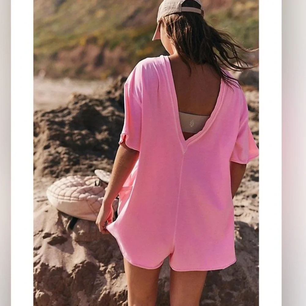 ❌SOLD!❌ NEW! FREE PEOPLE MOVEMENT MEDIUM Hot Shot Tee Romper PINK LEMONADE Short - Picture 6 of 17